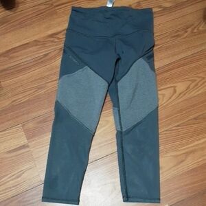 Ivivva Gray‎ Girl's 12 Leggings With Mesh